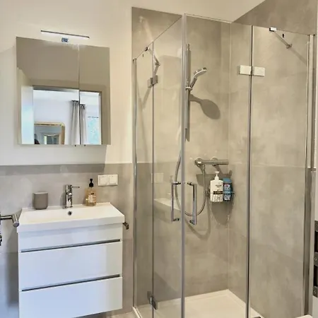 Apartman Modernes Mit Gehobener Ausstattung *
