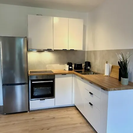 Modernes Mit Gehobener Ausstattung Apartman *